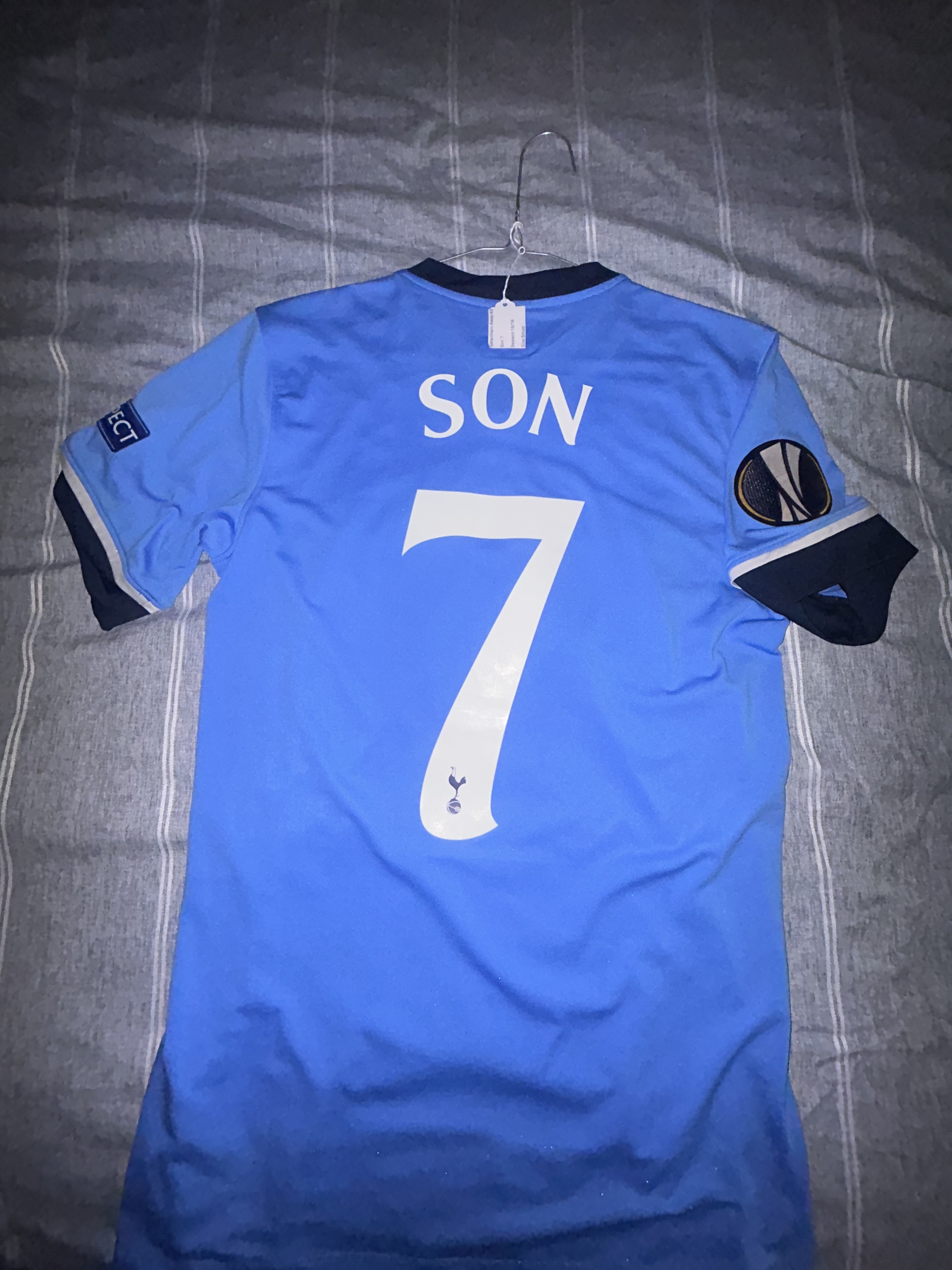 Tottenham Away 2015/16 Son 7 — Son 7 (8)