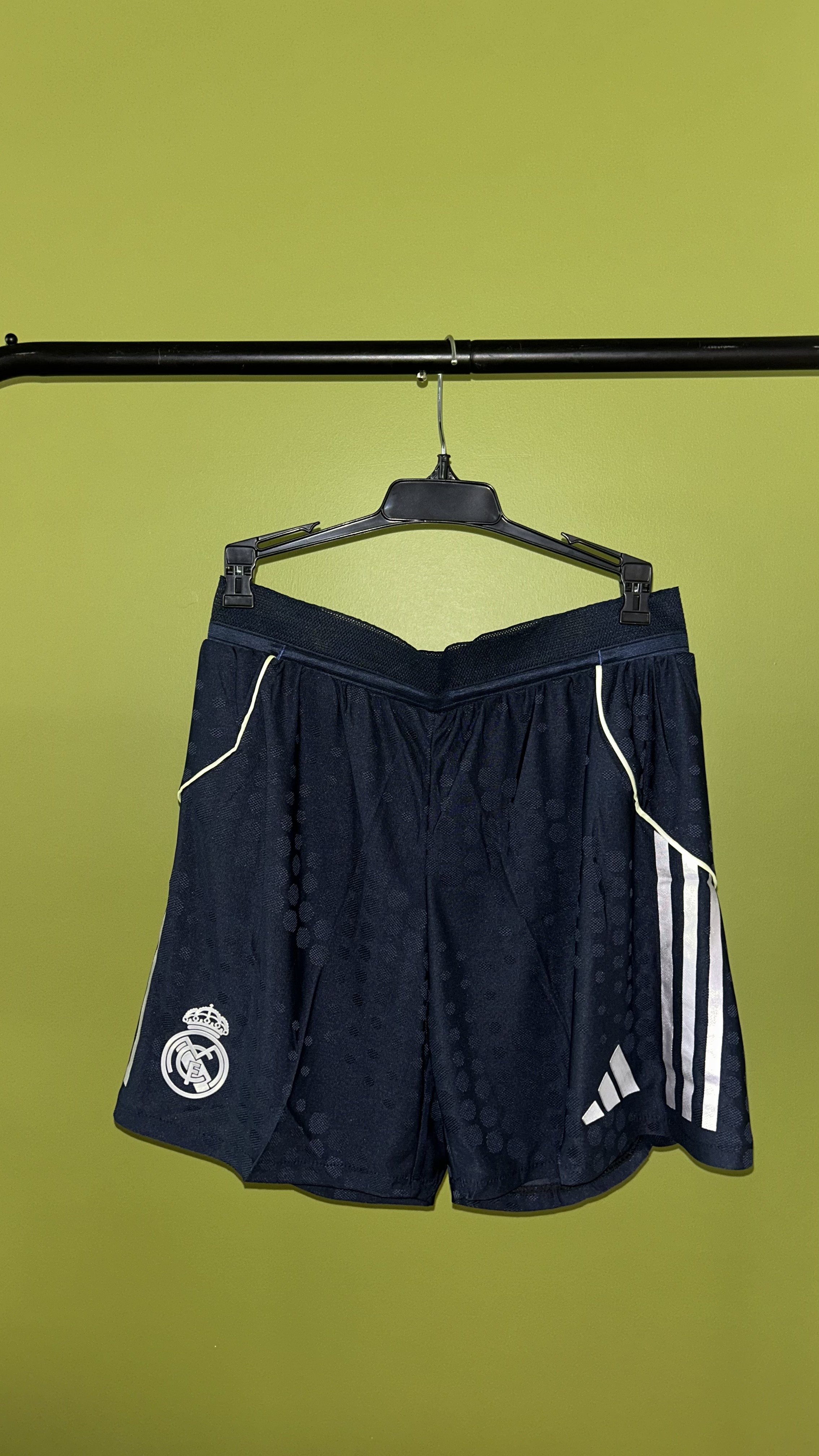 Real Madrid Match Shorts 2025/26 โ Real Madrid shorts (1)