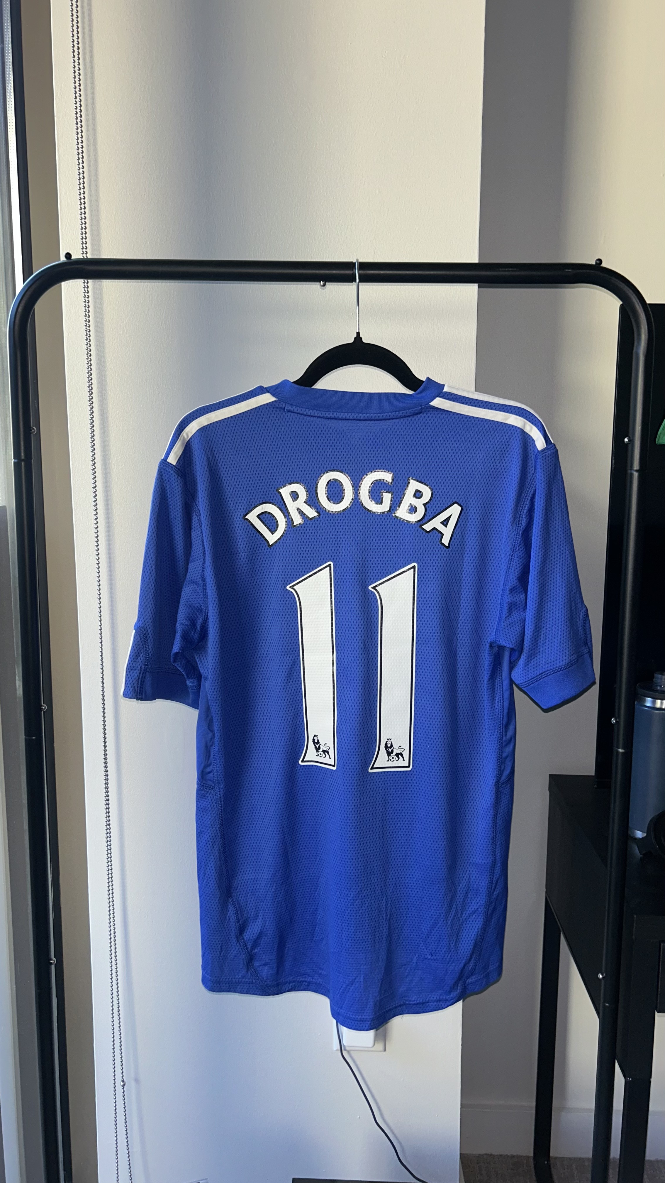 Chelsea Home 2009/10 Drogba 11 — Chelsea 09/10 (2)