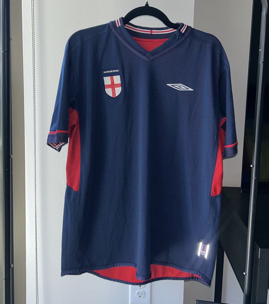 England Away 2002/04 Reversible — England 02/04 (2)