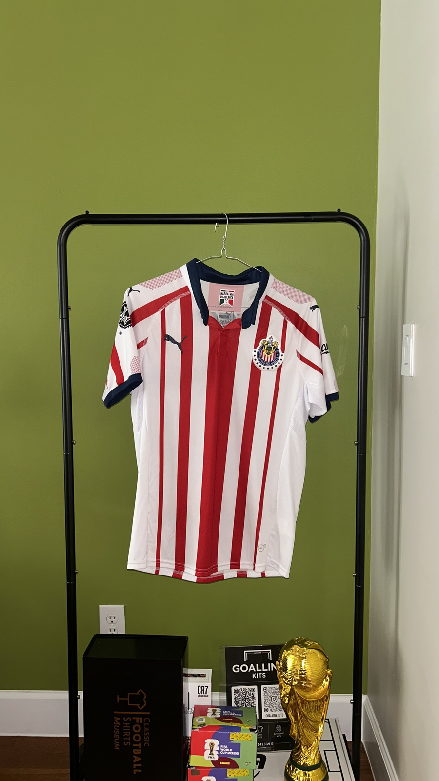 Chivas Home 2024/25 O. Pineda 7 — O. Pineda 7 (1)