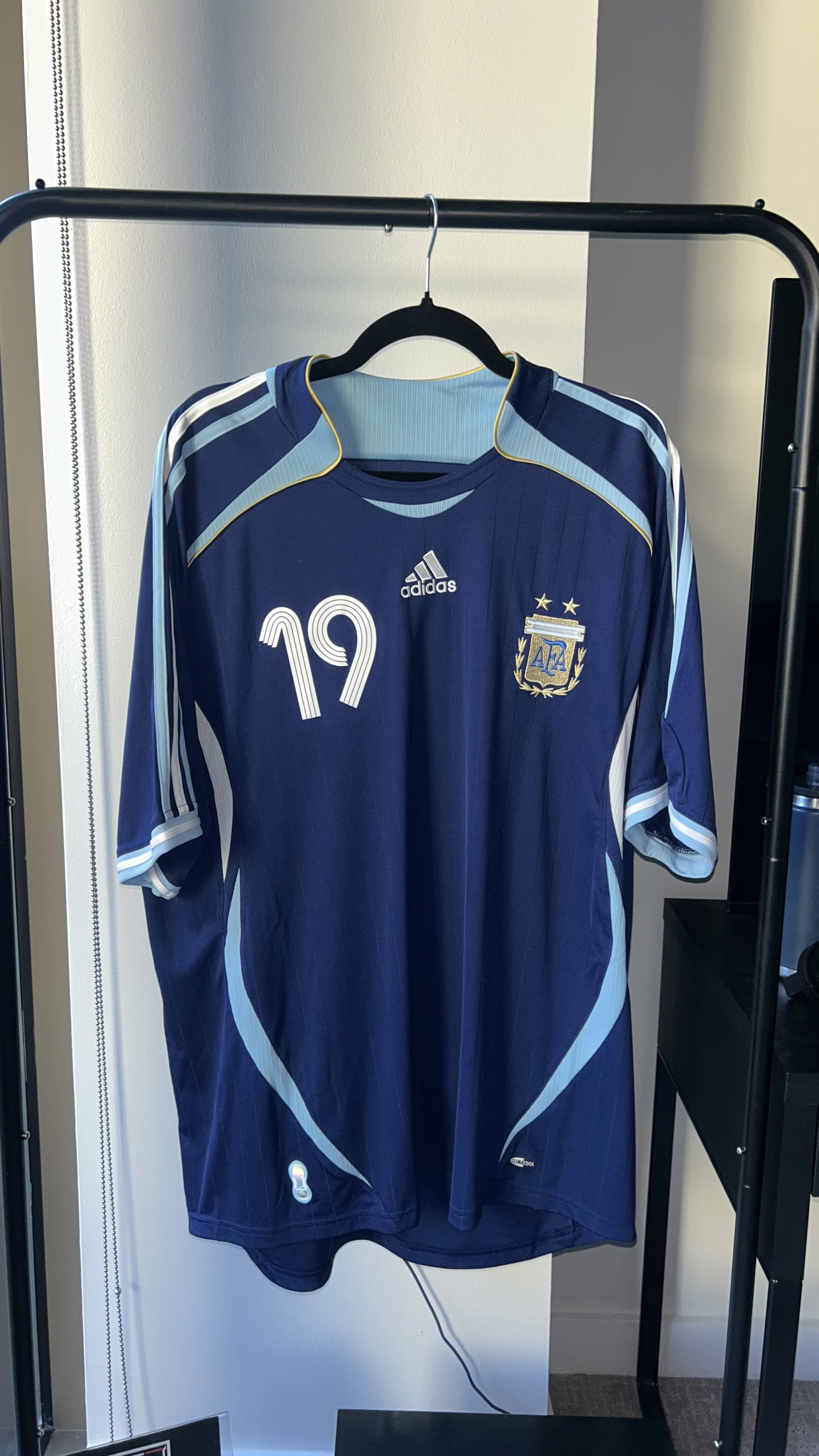 Argentina Away 2006/07 Messi 19 — Argentina 06/07 Messi 19 (1)