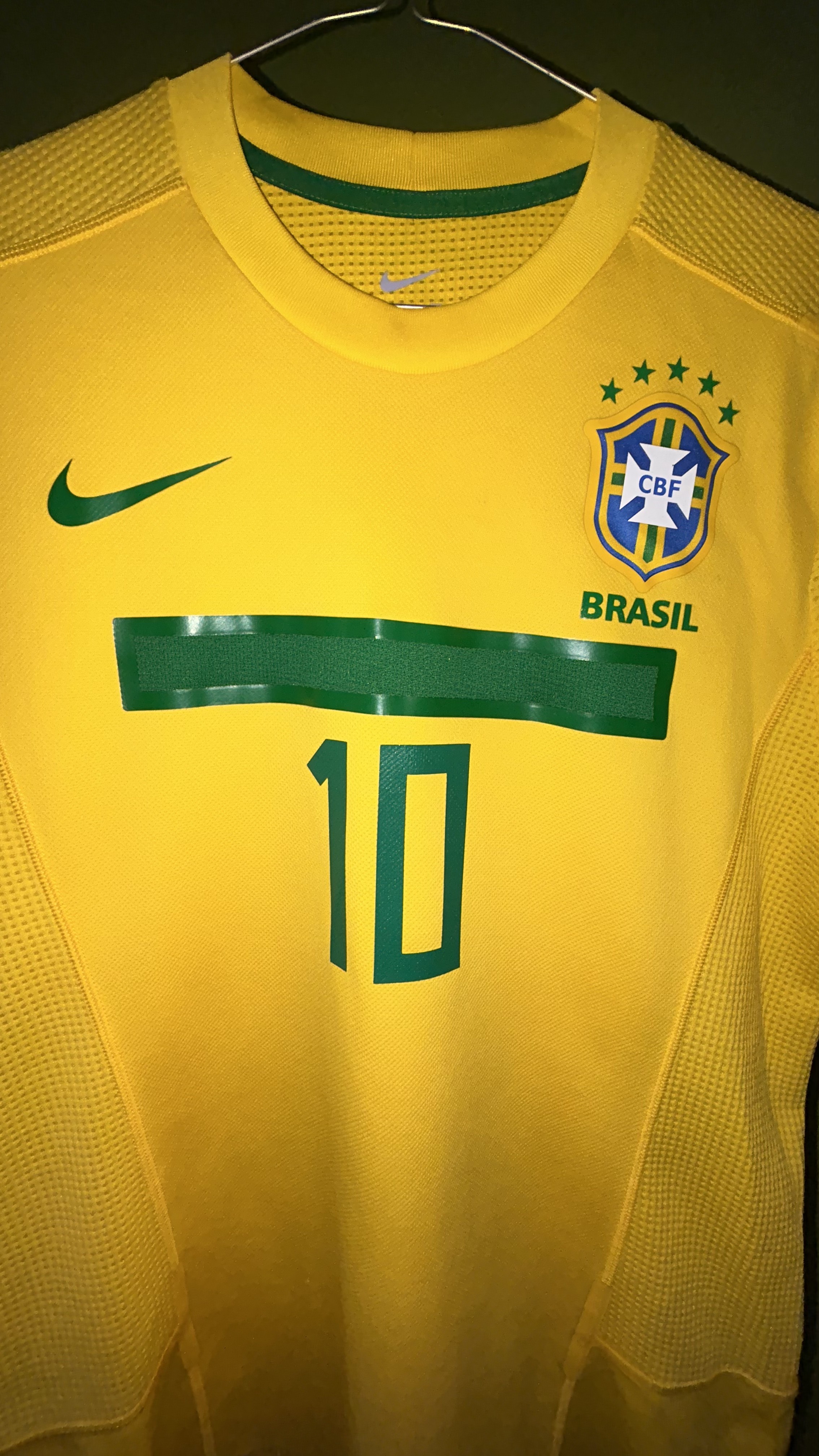 Brasil Home 2011 Ronaldinho 10 — Ronaldinho 10 (3)