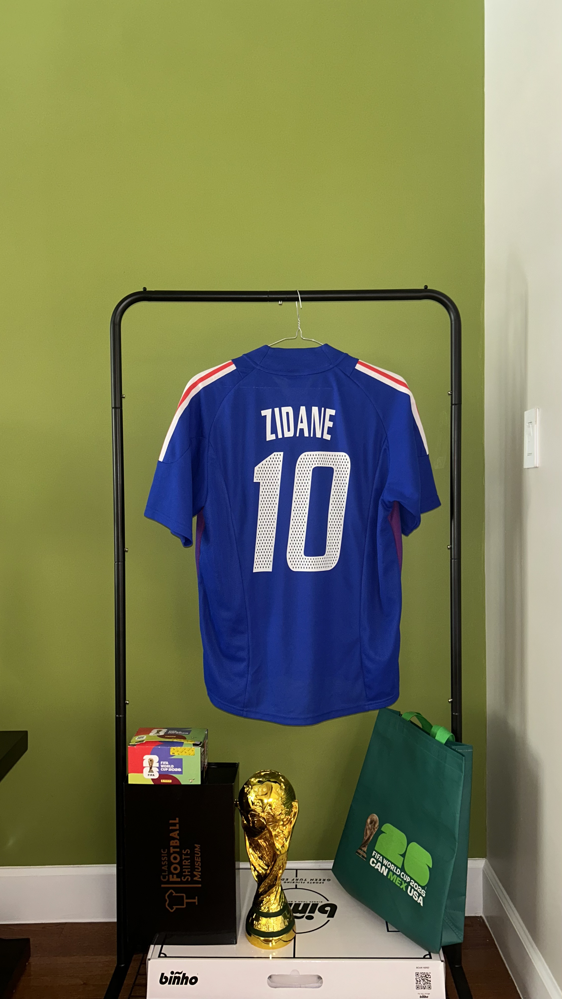 France Home 2002 Zidane 10 — Zidane 10 (2)