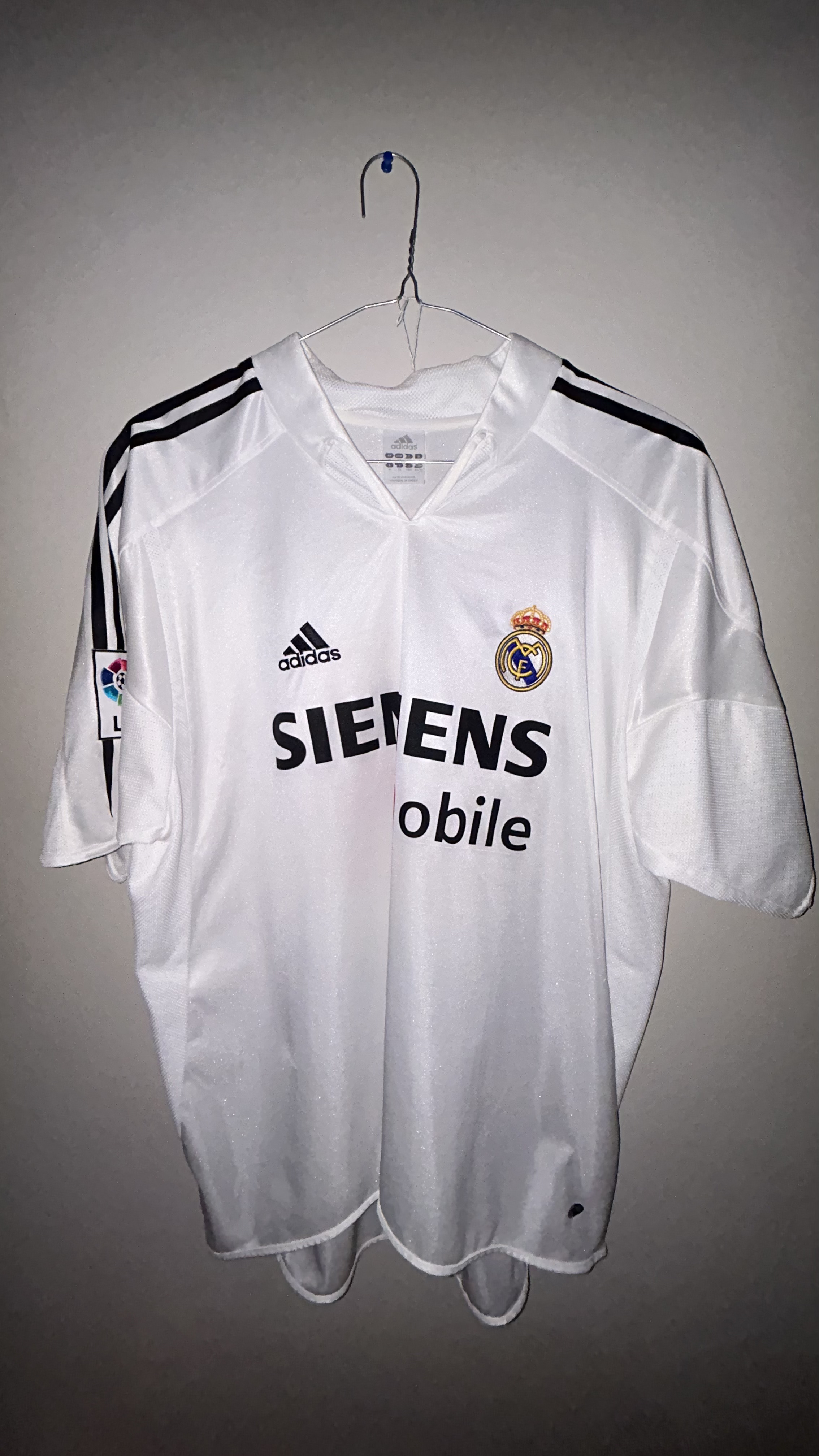 Real Madrid Home 2004/05 Beckham 23 — Beckham 23 (3)