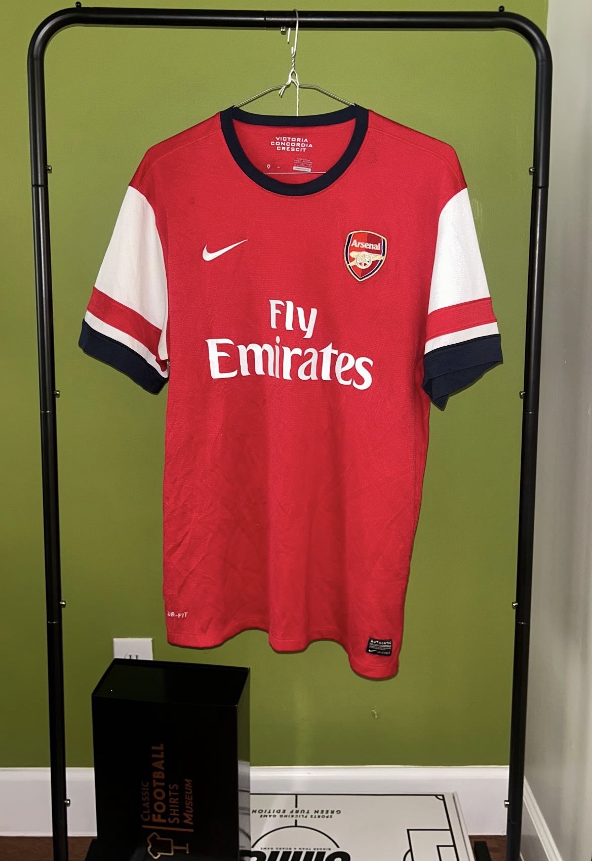 Arsenal Home 2012/14 Özil 11 — Özil 11 (1)