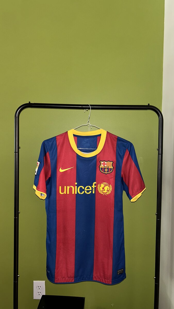 Barcelona Home 2010/11 Messi 10 — Messi 10 (1)