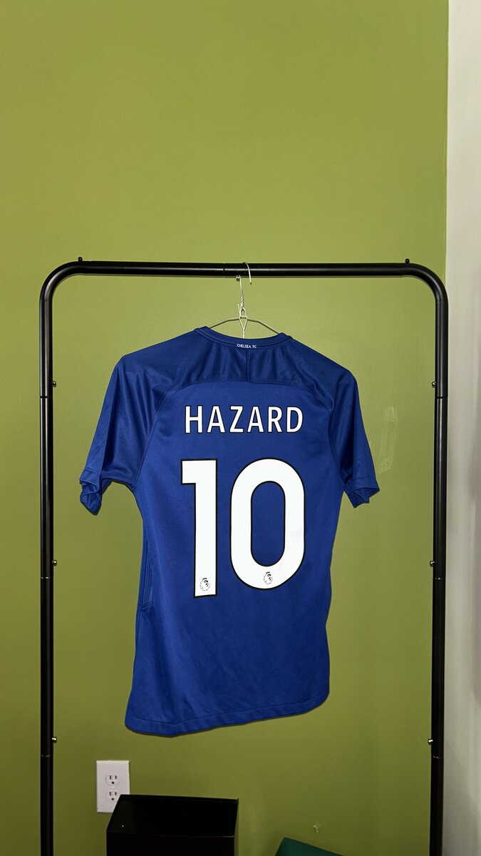 Chelsea Home 2017/18 Hazard 10 — Hazard 10 (2)