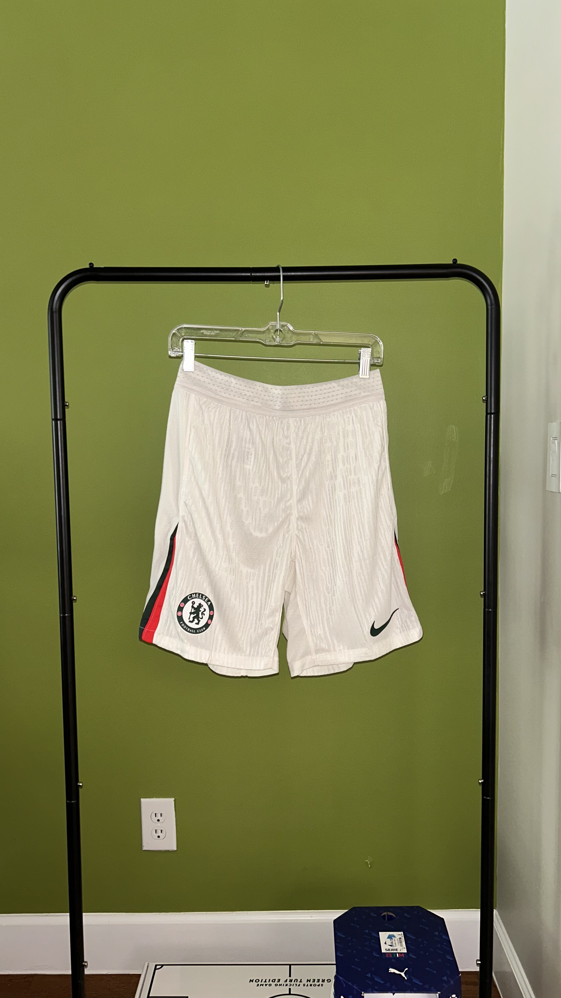Chelsea Match Shorts 2025/26 White — Chelsea shorts (1)