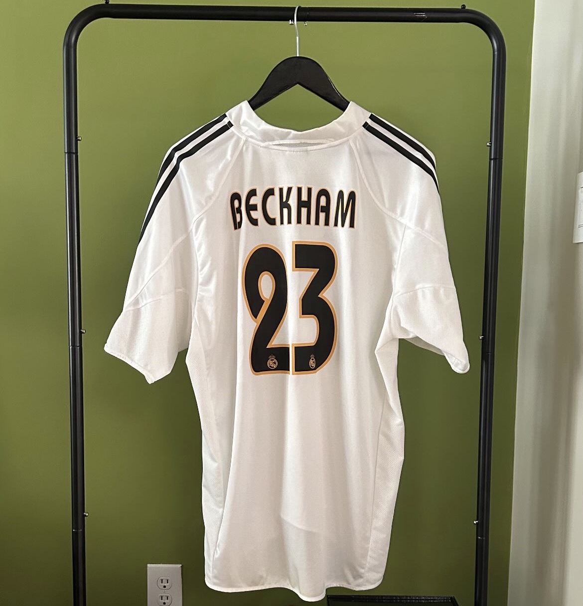 Real Madrid Home 2004/05 Beckham 23 — Beckham 23 (2)
