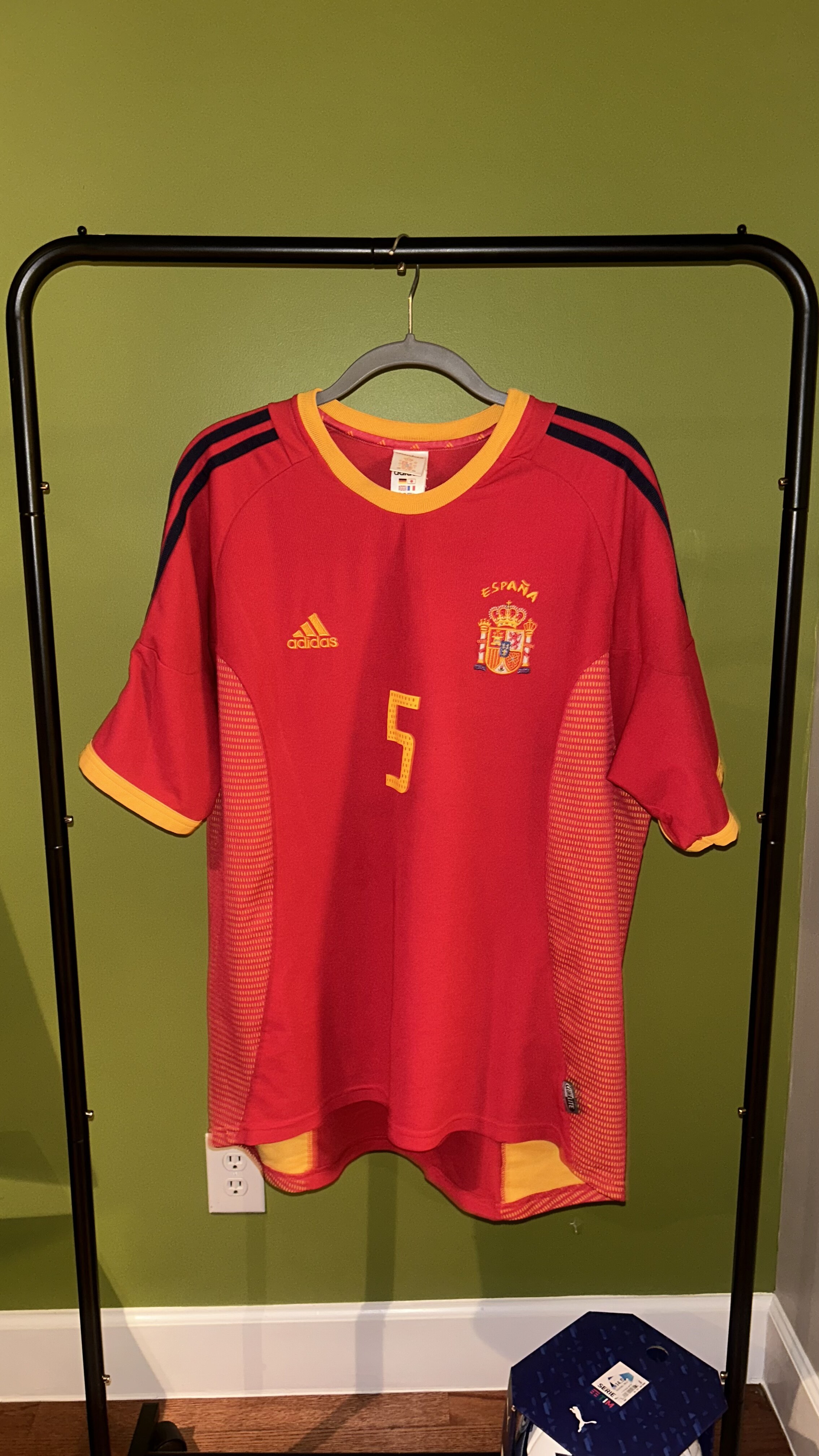 Spain Home 2002 World Cup Puyol 5 — Puyol 5 (1)