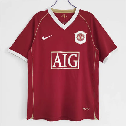 06-07 Manchester United Home Kit